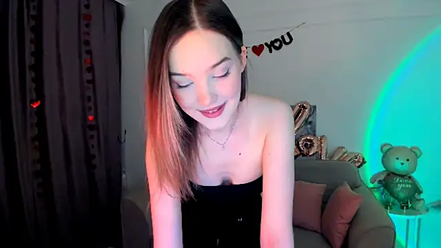 FloweryLove 1 online show from February 23, 8:19 pm