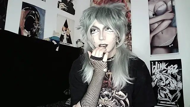 kiiler queen online show from May 28, 8:18 pm