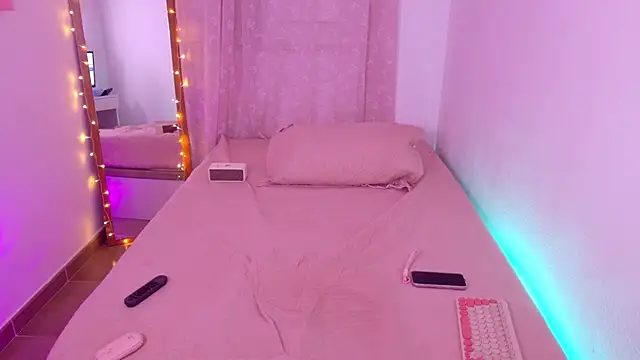 Mar 333 online show from March 3, 8:20 am