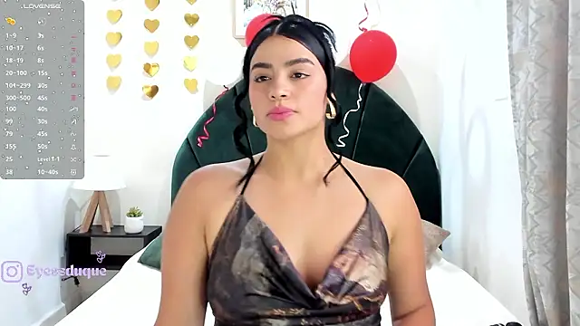 Paula Desousa online show from February 14, 7:16 pm