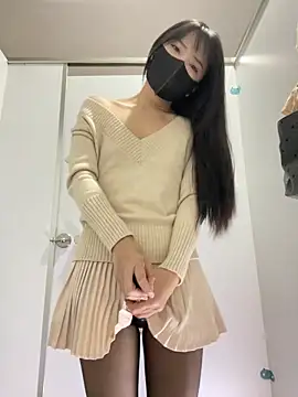 Asia-Lynn online show from December 4, 1:24 pm