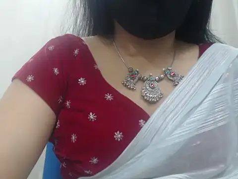 Lovely Siri 23 online show from July 31, 7:04 pm