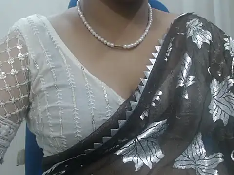Lovely Siri 23 online show from June 30, 5:12 pm