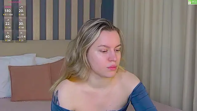 AmaliaBell online show from March 15, 1:02 pm