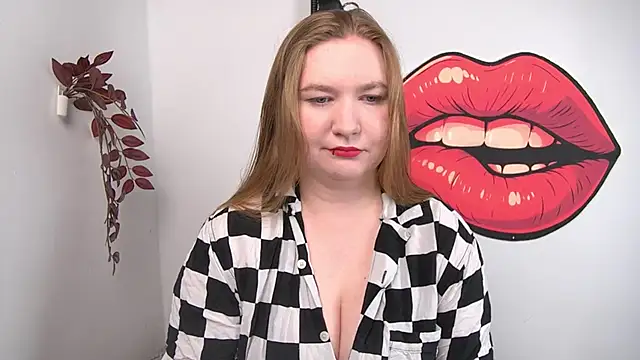 LaraDream online show from April 25, 3:31 pm