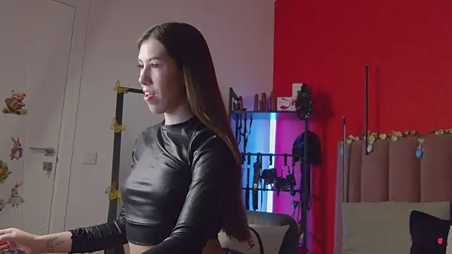 SweetySonya online show from April 6, 1:49 am