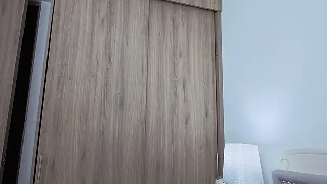 nelumbonucifera online show from March 17, 3:21 am